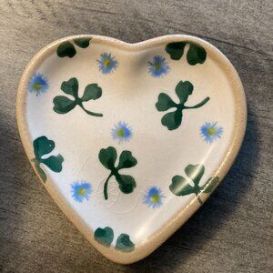 Nicholas Mosse Tiny Heart Plate clover GUC